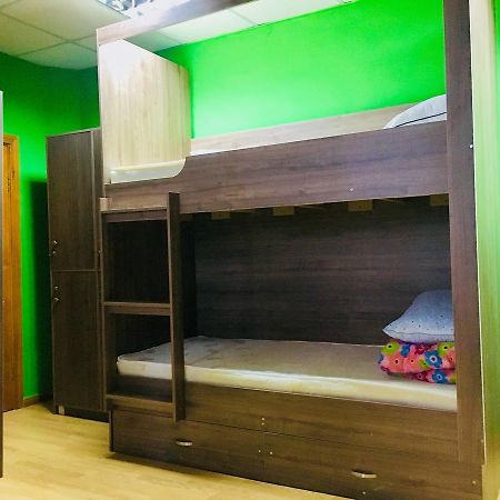 Apelsin Hostel Almaty Eksteriør bilde