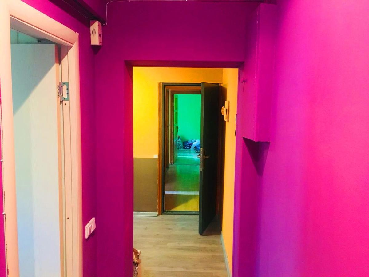 Apelsin Hostel Almaty Eksteriør bilde