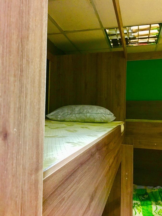 Apelsin Hostel Almaty Eksteriør bilde