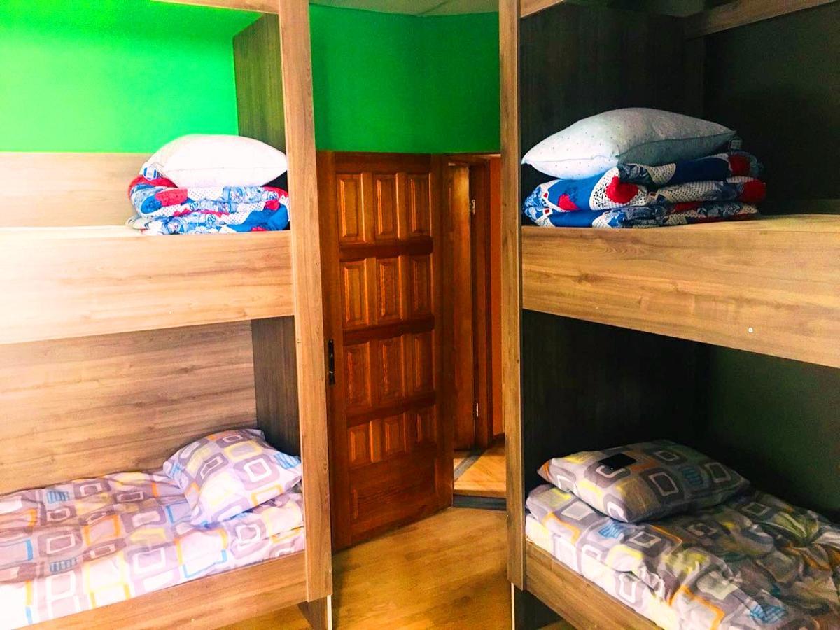 Apelsin Hostel Almaty Eksteriør bilde