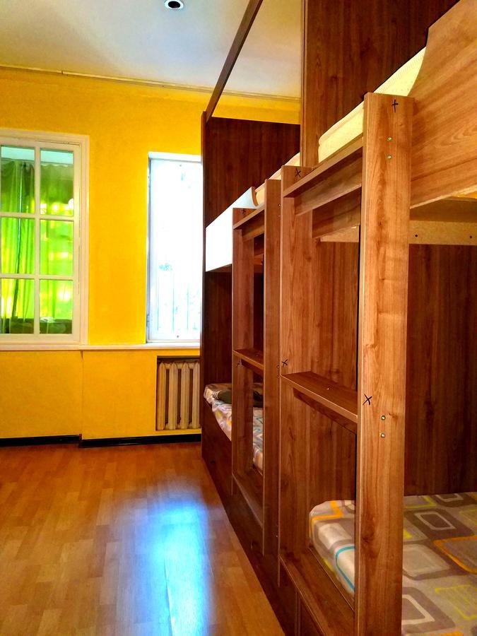 Apelsin Hostel Almaty Eksteriør bilde